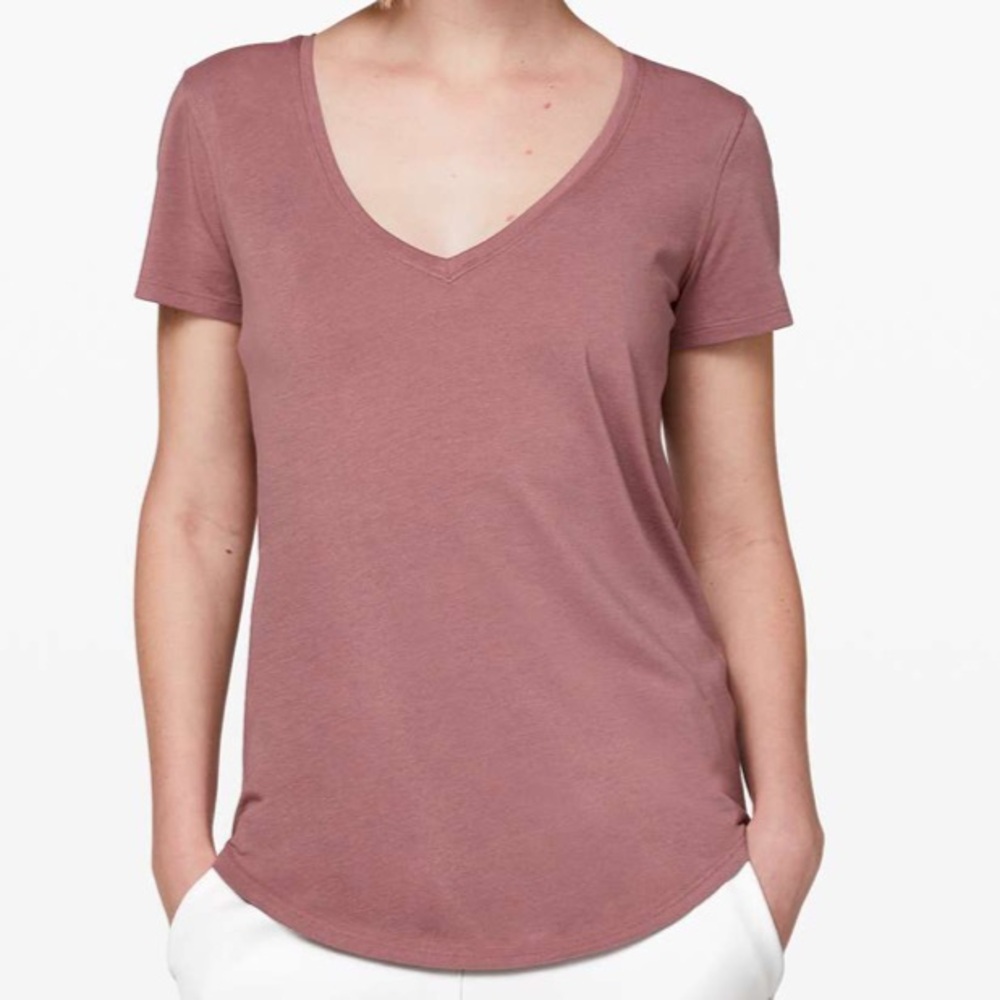 Lululemon Love V neck Short Sleeve T-shirt Athleisure Everyday Top Workout Run